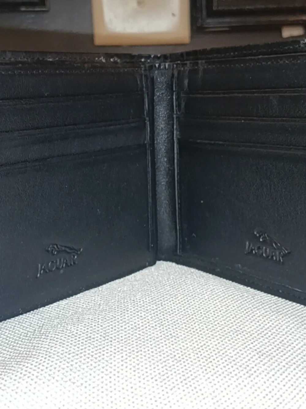 Vintage Rare Jaguar Black Leather bifold wallet
